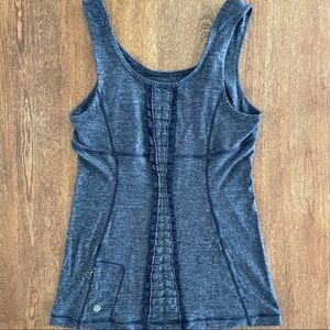 Lululemon Tank size 6